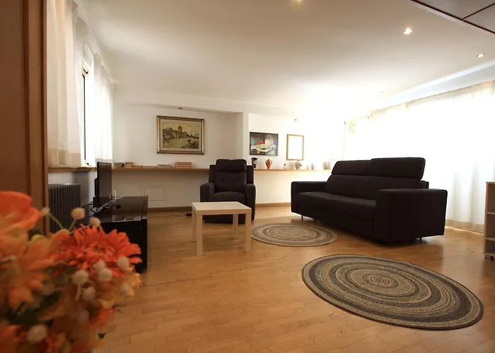 Giulio Cesare Holiday House